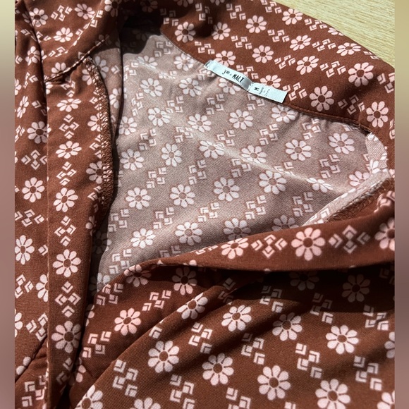 3rd & Malt - Rust and Pink Floral Long Sleeve Collared Mini Dress - Picture 2 of 3